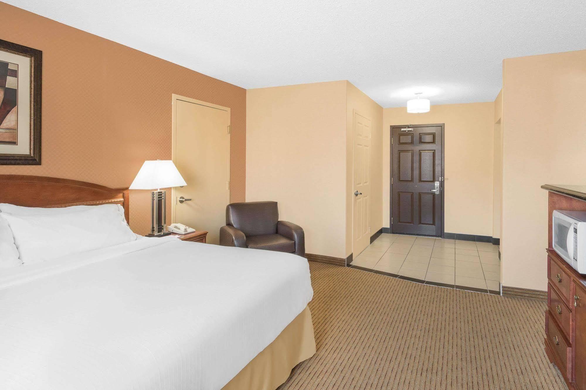 Best Western Plus West Edmonton Extérieur photo