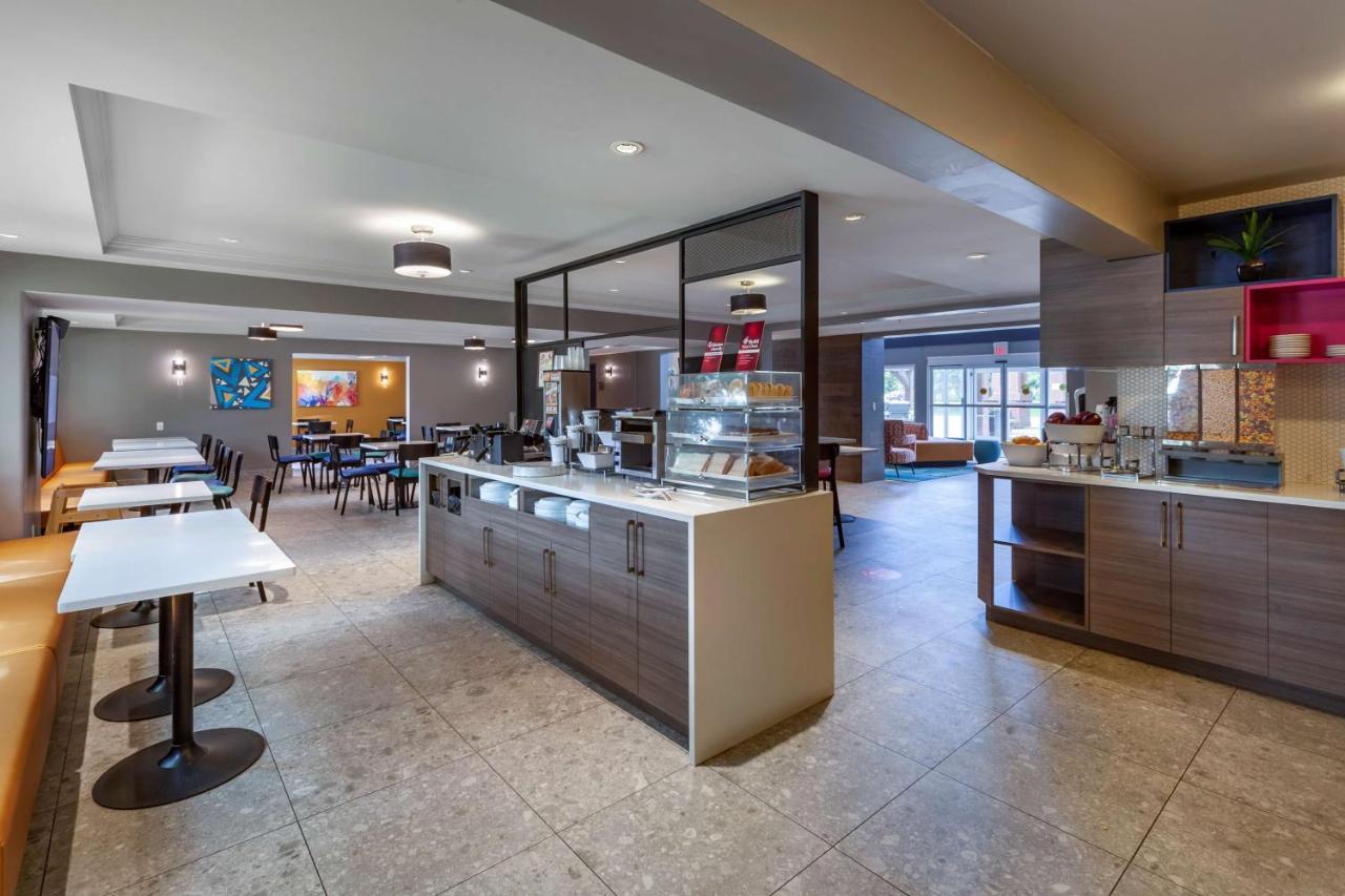 Best Western Plus West Edmonton Extérieur photo