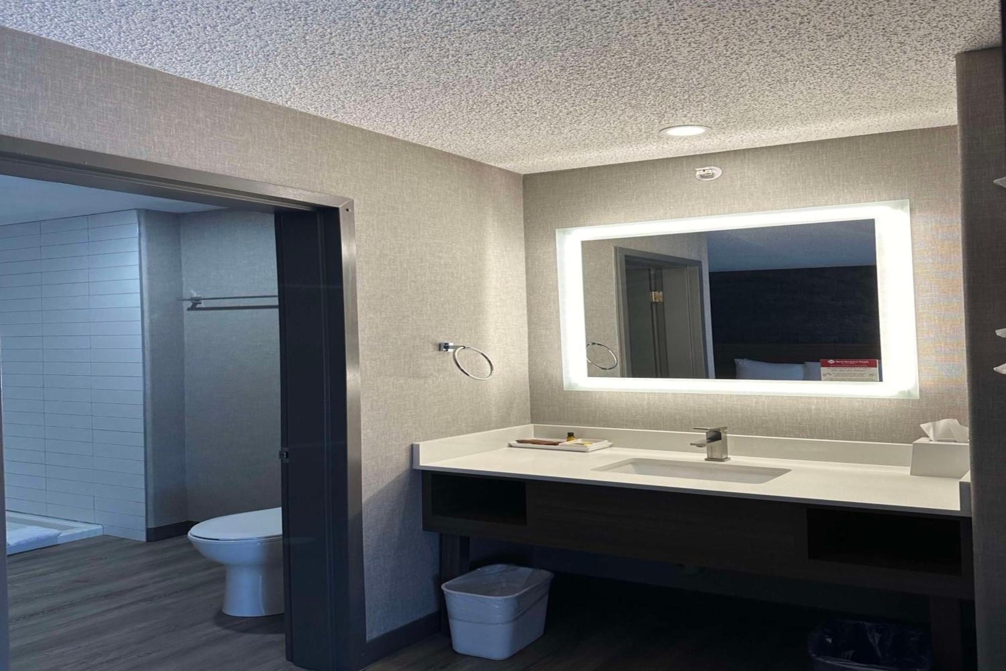 Best Western Plus West Edmonton Extérieur photo